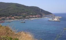Collisione fra barche all'Elba, soccorsa famiglia di 4 persone: sbalzati anche due minorenni a bordo