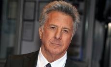 Casting: folla per The Family di Peter Greenaway con Dustin Hoffman a Lucca 