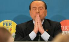 Berlusconi ricoverato all'ospedale San Raffaele. Colica renale acuta