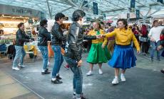 Balli, market e food truck: com'&egrave; vintage la Ghiaia Le foto