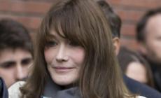 Carla Bruni: "Trump si è inventato relazione con me"