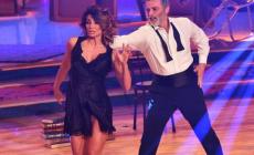 Ballando con le stelle sorpassa Amici 