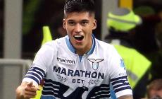 La Lazio batte il Milan (1-0) a San Siro e va in finale