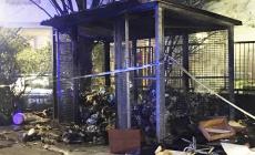 Cadavere carbonizzato: fermati due colombiani. Il pm: "Delitto dopo una lite"