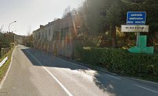 Anziano accusato di pedofilia. E il paese si spacca