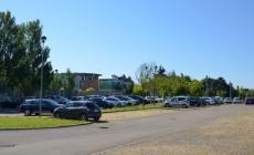 Auto danneggiate e un computer rubato nel parcheggio dell'EgoVillage