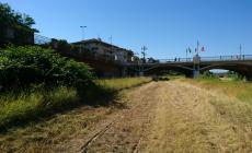 In tre appiccano il fuoco nel greto della Parma, altri vicino al Torrione visconteo: denunciati.  Sono tutti giovani e giovanissimi