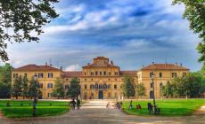 Flash mob degli studenti al Parco Ducale