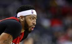 NBA, Davis strapazza Phoenix