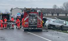 Brutto incidente in strada Baganzola,  coinvolti  un Tir un furgoncino e un'auto: tre feriti