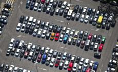 2021, annus horribilis per l'auto. Anche dicembre in netto calo