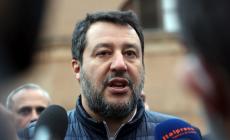 Rave Party, Salvini: "Sgombero in corso, è finita la pacchia". Il sindaco: "Buon senso e nessuna forzatura"