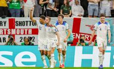 Tre gol al Senegal, Inghilterra ai quarti contro i Bleus