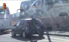 Migranti, smantellato traffico di esseri umani