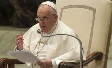Il Papa non partecipa alla Via Crucis "per conservare la salute"