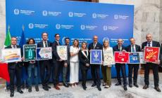 Un francobollo speciale per celebrare il centenario del Tridente Maserati