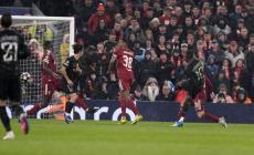 Doppietta Dembel&eacute;, il Psg vince 2-0 a Liverpool e va in semifinale