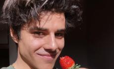 Michele Merlo,  la madre denuncia: "Rubati gli omaggi dei fan dalla tomba"