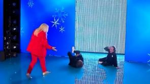 Caduta rocambolesca per I Ricchi e Poveri a Domenica In