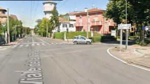 Scontro fra due auto tra viale Villetta e viale Milazzo: 7 feriti al Maggiore