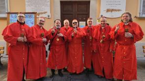Il Carnevale incanta Calestano: maschere e colori in un pomeriggio di sole - Le foto