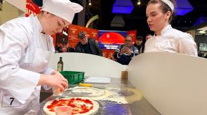 Sfida all'ultimo forno In 700 al Palaverdi per la pizza suprema