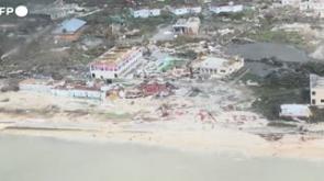 Tra macerie e distruzione, la Giamaica dopo il passaggio dell'uragano Melissa