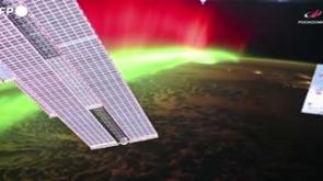 Lo spettacolo dell'aurora boreale vista dallo spazio attraverso l'Iss