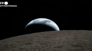 Artemis II, ecco  il tramonto della Terra dietro l'orizzonte lunare