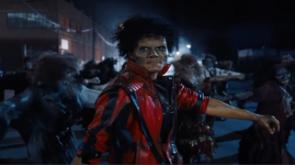 Red carpet a Berlino per gli attori del biopic su Michael Jackson