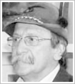 
																	EZIO SCHIAVETTA 
																