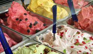 Tutti pazzi per il gelato: in provincia di Parma si spenderanno 15 milioni quest'anno per i consumi "freddi"