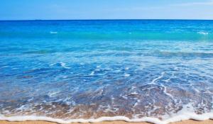 Formentera o Santorini? Poco importa, che vacanza sia!