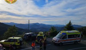 Casola di Terenzo, motociclista di 34 anni cade da una scarpata e muore