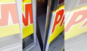 Ladro in azione in un negozio di casalinghi a Parma, arrivano le guardie giurate e le forze dell'ordine: fermato un uomo di origini asiatiche