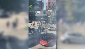 Tafferugli fuori dallo stadio prima di Cremonese-Parma - Video