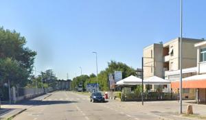 Incidente in via Chiavari, ciclista al pronto soccorso