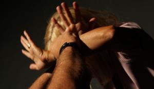 In difesa delle donne: 71 uomini violenti ammoniti dal questore. Nel 2025 emesse 316 misure di prevenzione