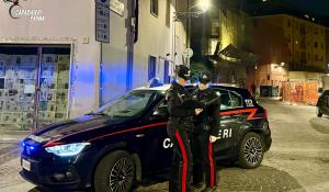 Parma: tenta il furto di una bici e ferisce con una bottiglia rotta il poprietario intervenuto per riprendersela. 45enne straniero arrestato per rapina