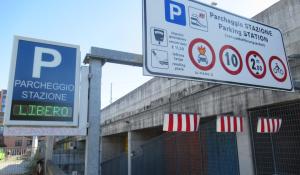 «Parcheggio sotterraneo della stazione, c’è da fidarsi della luce verde?»