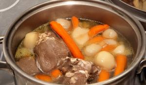 L'arte del bollito, è arrivato il momento di questo piatto così amato