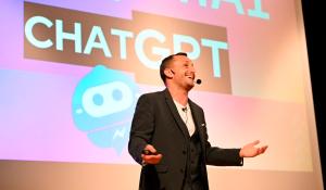 Se il  robot sostituisce l'uomo  e  l'AI diventa uno spettacolo teatrale