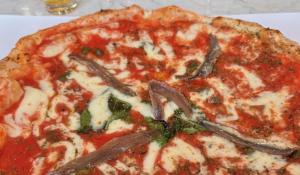 Antica pizzeria da Michele Parma - Napoli nel cuore La &laquo;ruota di carro&raquo; arriva in citt&agrave;