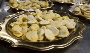 Il contest della Gazzetta: ecco i migliori anolini di citt&agrave;