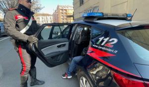 Parma: fermati quattro sudamericani su di un&rsquo;auto rubata in possesso di attrezzi da scasso. Uno era ricercato da mesi e dopo l&rsquo;arresto &egrave; stato portato in carcere