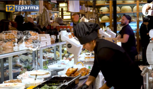 A tavola a Natale vince sempre la tradizione parmigiana  - Video