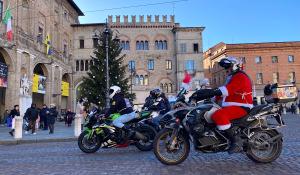 Il rombo della Motobefana tra solidariet&agrave; e allegria
