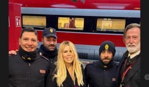 Malore per Loredana Lecciso in stazione prima di "Domenica In": sui social ringrazia la polizia