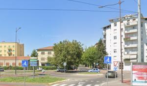 Pedone investito in piazza Caduti del lavoro