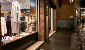 Borgo Angelo Mazza: spaccata nel negozio "Montacchini Partners" - Video